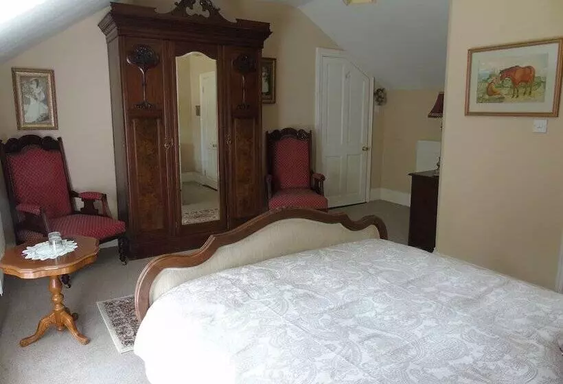Hartley House B&b