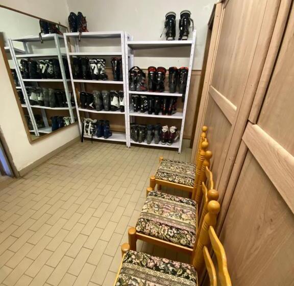 בית מלון כפרי B&b Lorenzini Ski