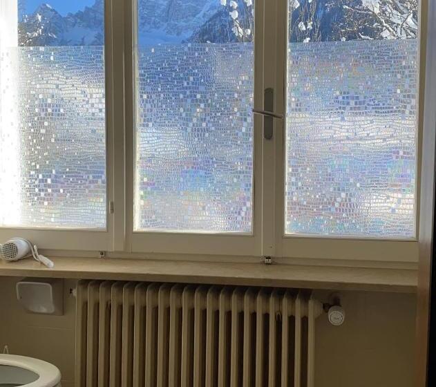 בית מלון כפרי B&b Lorenzini Ski