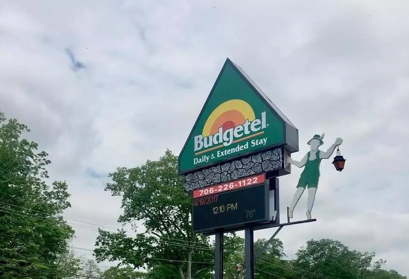 Hotelli Budgetel Inn & Suites