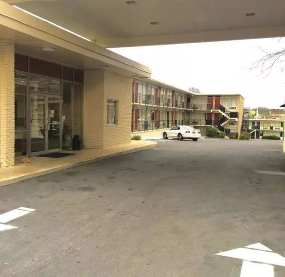 Hotelli Budgetel Inn & Suites