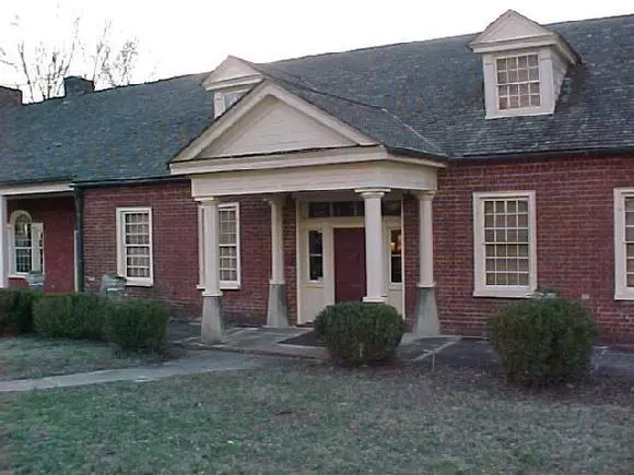 Hotelli Budgetel Inn & Suites