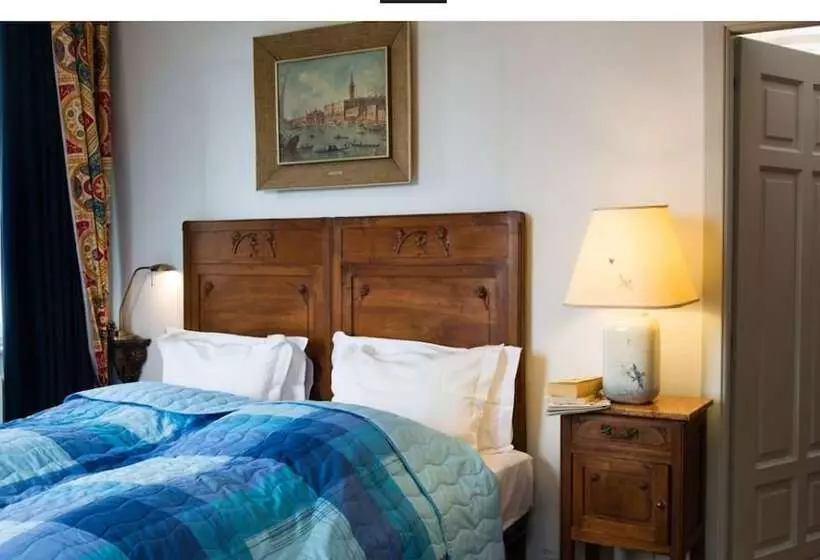 هتل Cascina Desderi