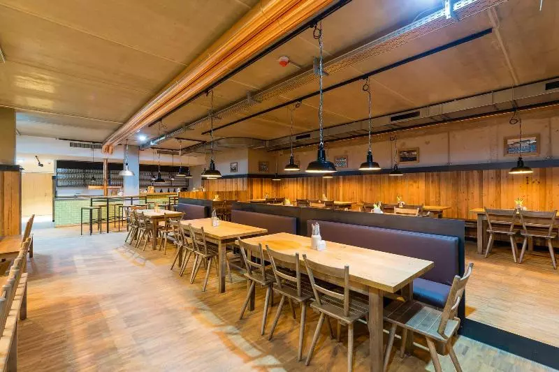 Mk | Hotel Rüsselsheim