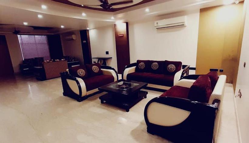 בית מלון כפרי Palazzo Inn