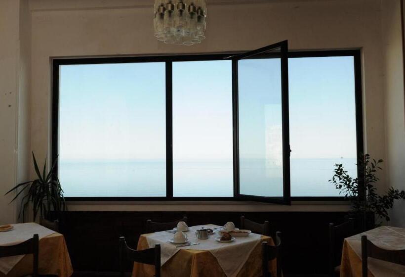 בית מלון כפרי Peschici