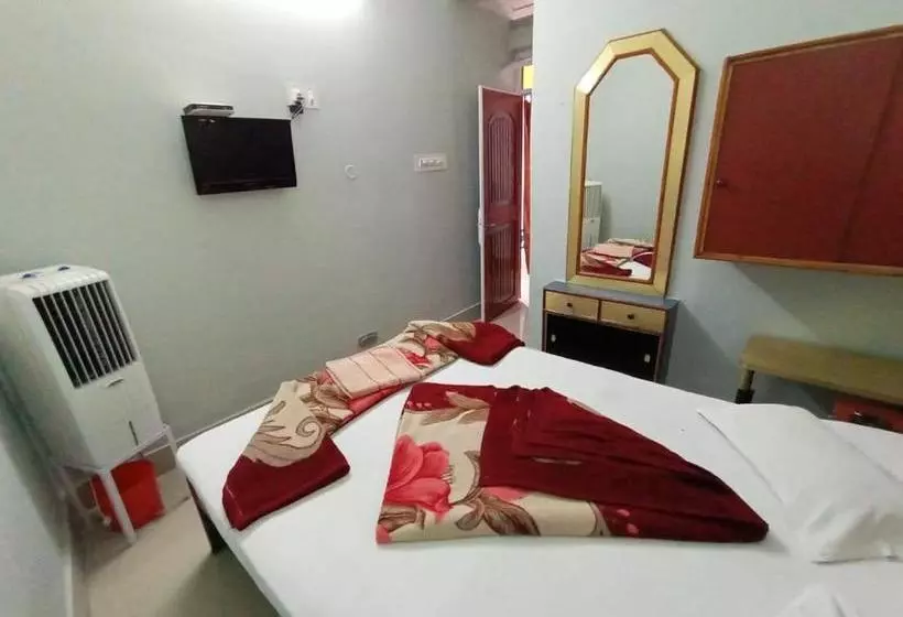 Hotelli Sawpanlok Residential