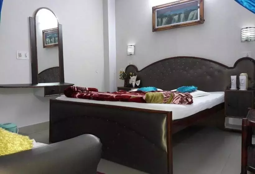 Hotelli Sawpanlok Residential