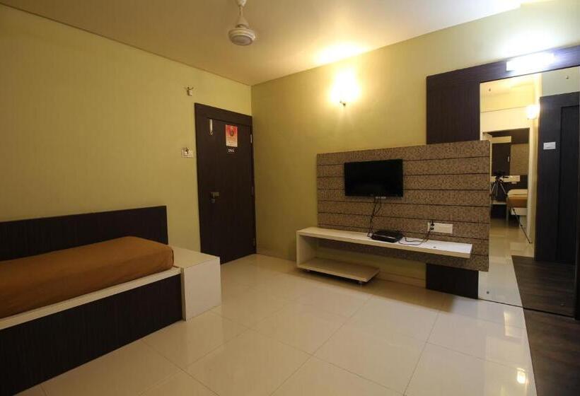 호텔 Sham Suman, Kolhapur  Opposite To Mahalaxmi Temple