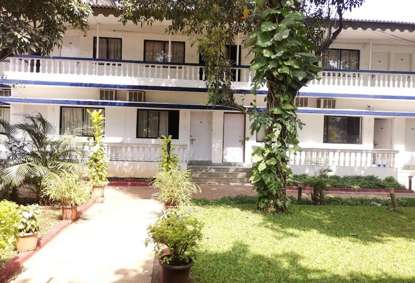 Hotel The Blue Lagoon Resort