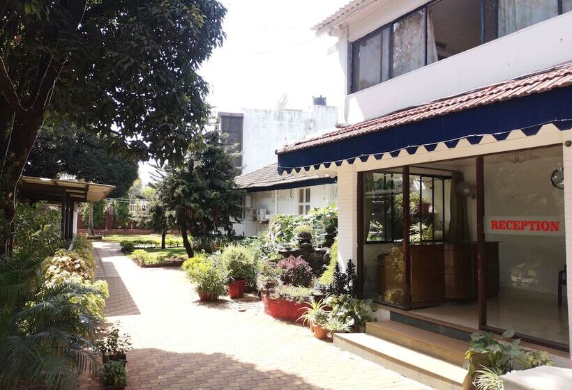 Hotel The Blue Lagoon Resort