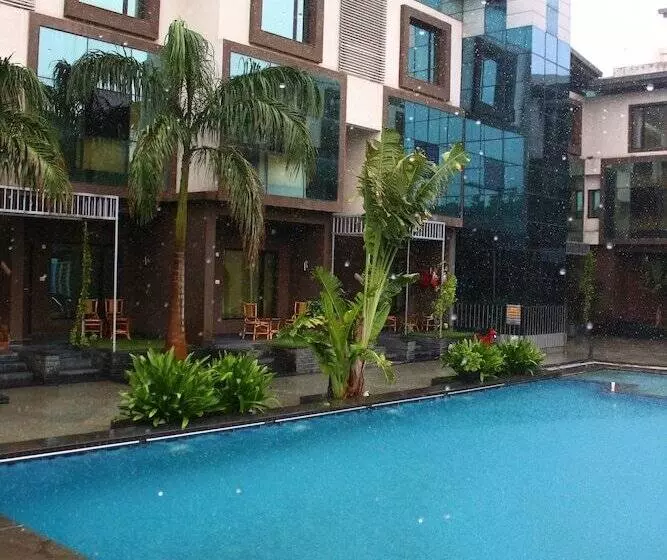 Krishna Park Resort