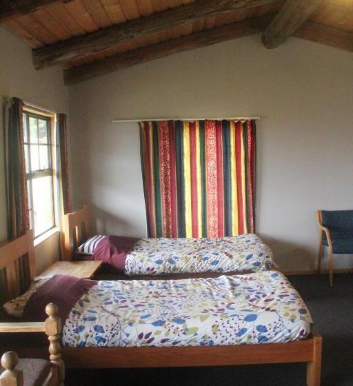 ユースホステル Barnyard Backpackers Te Anau