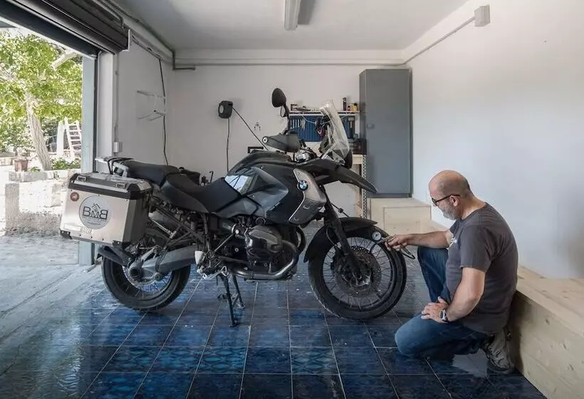 ベッドアンドブレックファースト Bmb Bed Motor Bike