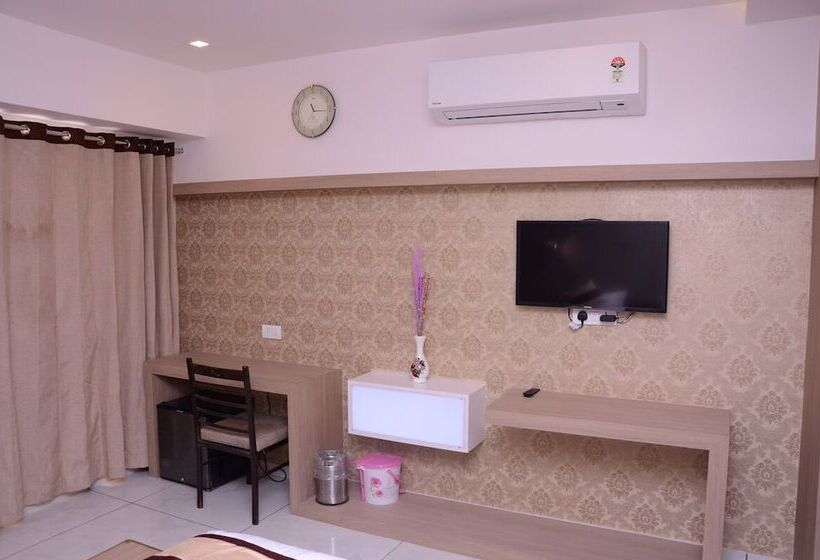 Отель City Pride