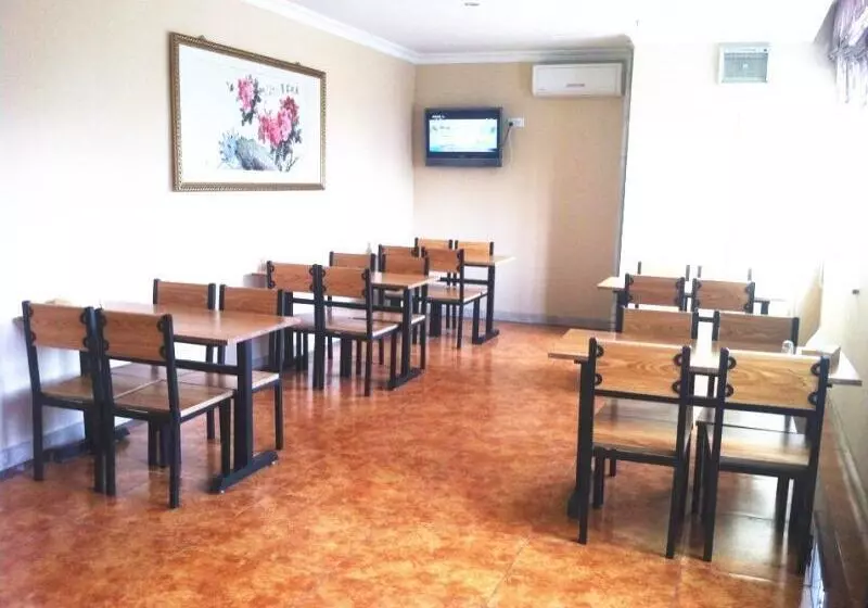 ホテル Greentree Inn Jinan Gaoxin District Suncun New District Express