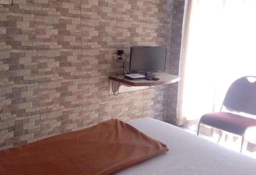 Szálloda Rajdhani Resort Lonavala