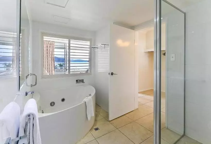 Lagoon Apartments On Hamilton Island By Hiha