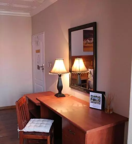 تختخواب و صبحانه El Gran Chaparral Guest House