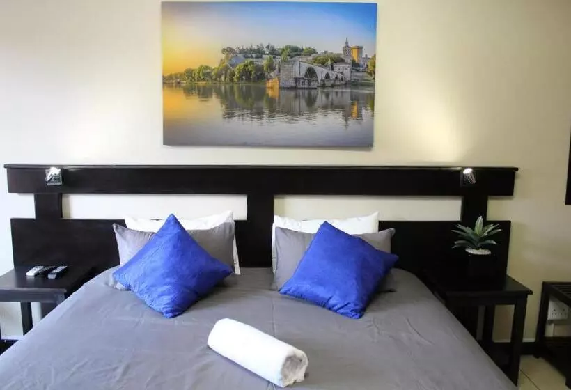 تختخواب و صبحانه El Gran Chaparral Guest House