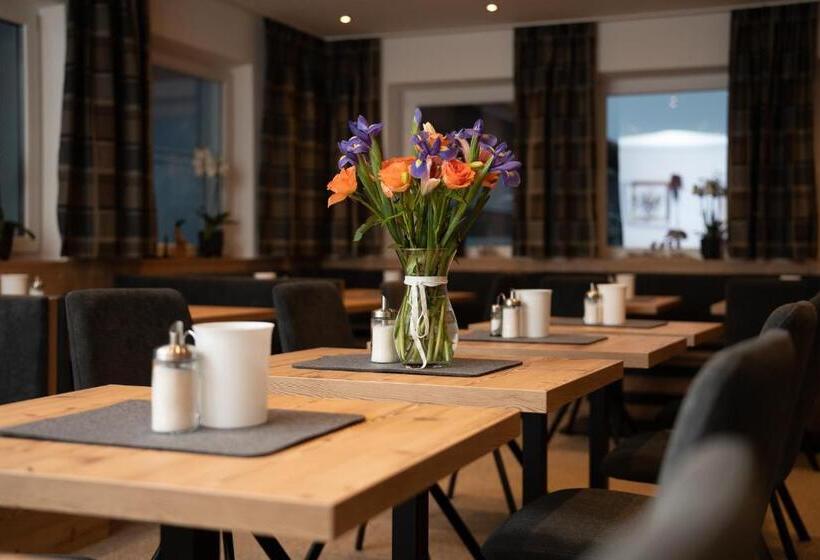 مبيت وإفطار Pension Sonnenheim