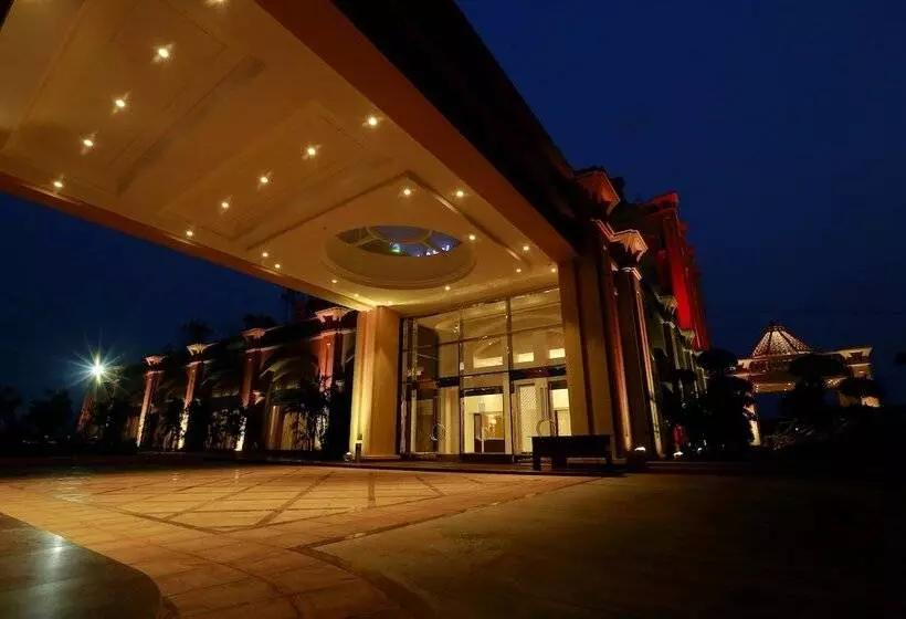 Golden Galaxy Hotels & Resorts