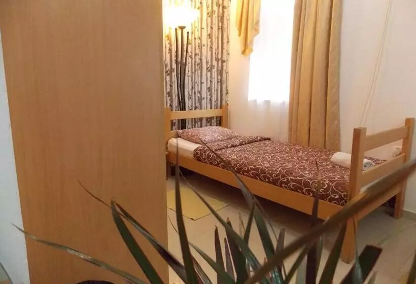 Hostel Stannadan