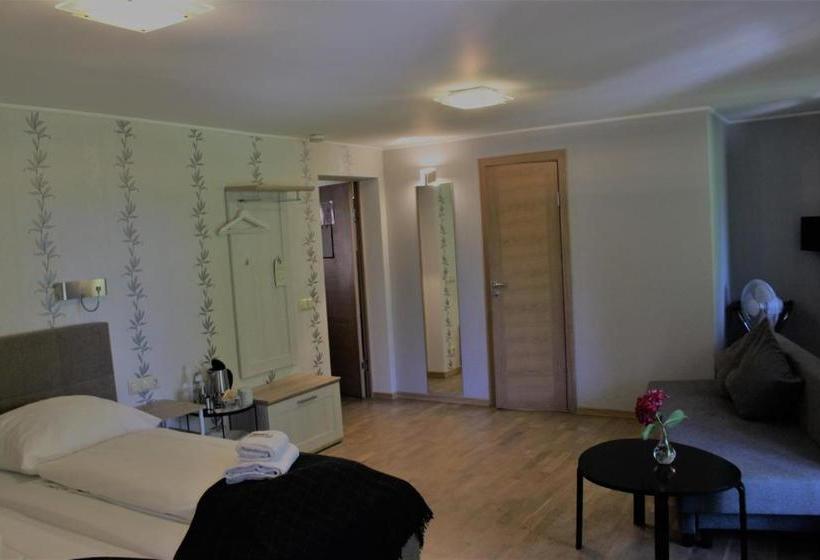 Hotel Lettisches Haus