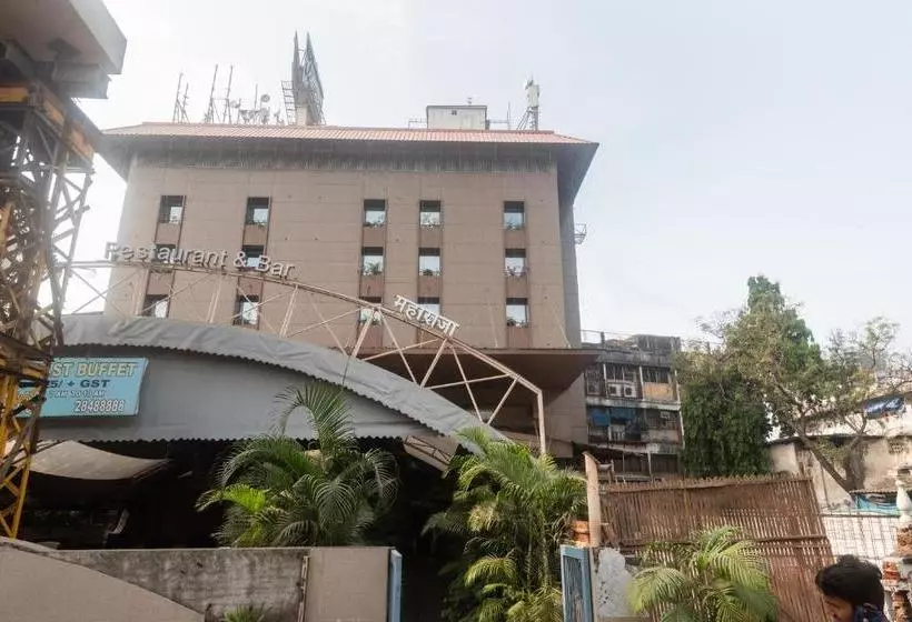 ホテル Oyo Premium Nh 8 Dahisar Mumbai