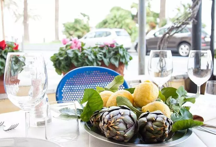 هتل Ristorante Milton