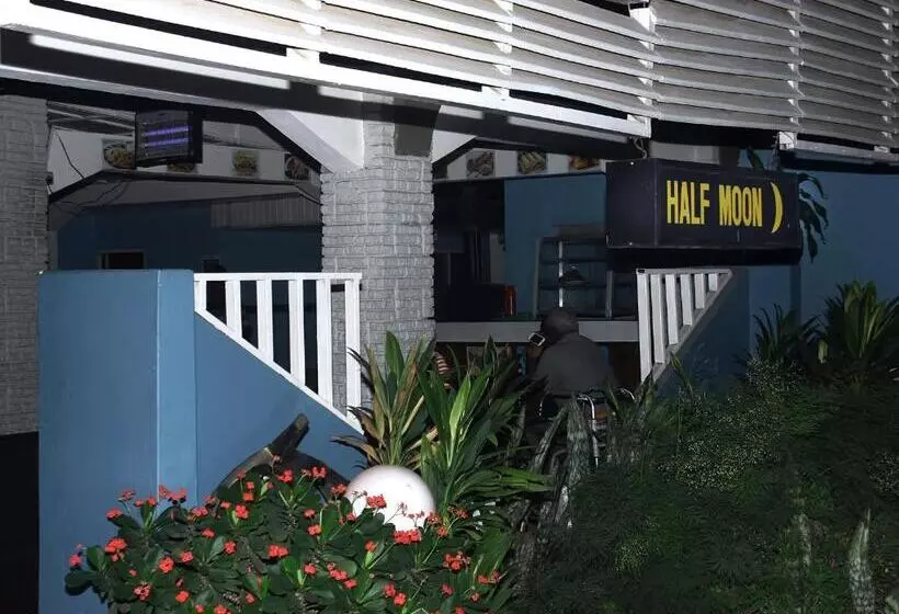 هتل Stadium