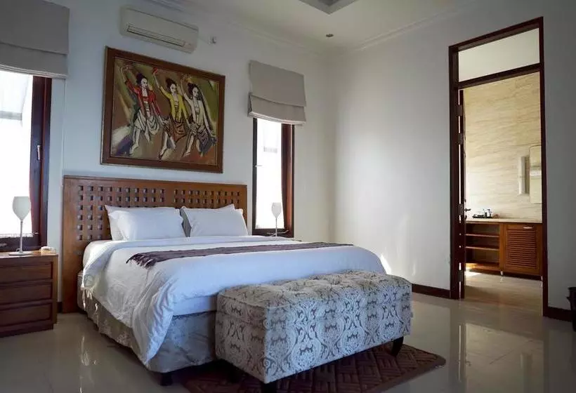 استراحتگاه Indigo Dream Surf & Holiday Retreat