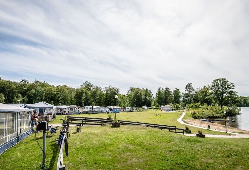 هاستل Halens Camping Och Stugby