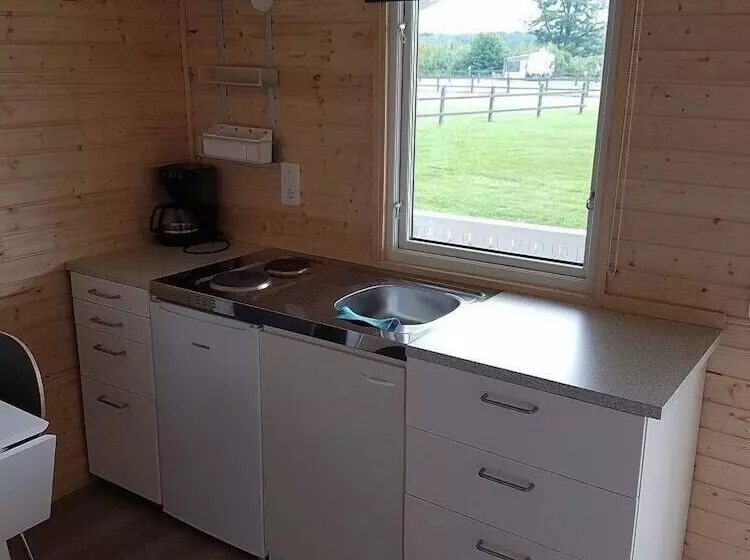 Retkeilymaja Halens Camping Och Stugby