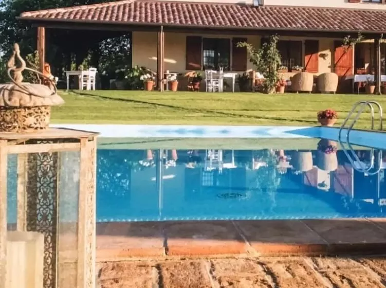 تختخواب و صبحانه Casa Tentoni Guest House
