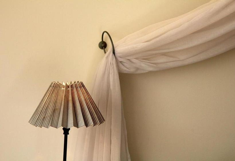 مبيت وإفطار Le Mas Du Centaure