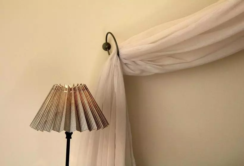 ベッドアンドブレックファースト Le Mas Du Centaure