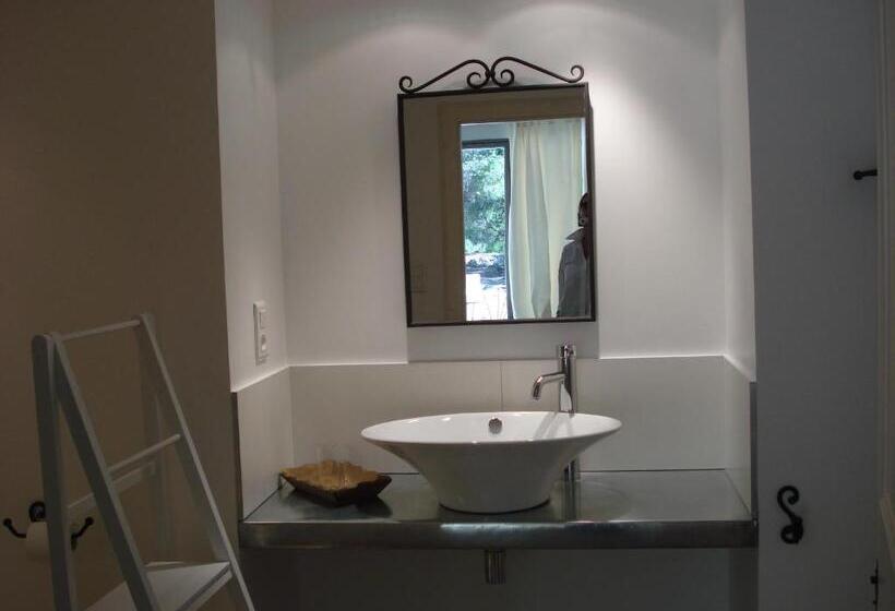 ベッドアンドブレックファースト Lou Ventoulet