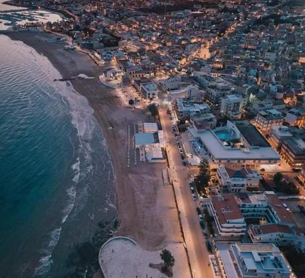 مبيت وإفطار Molo Di Levante   Rent Apartment