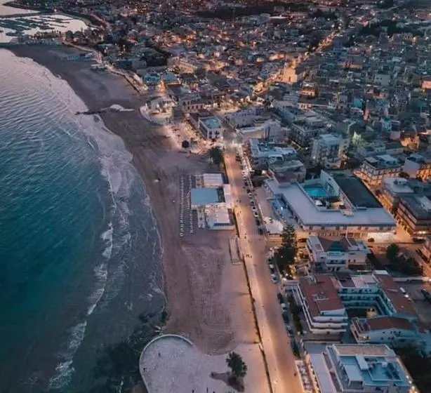 تختخواب و صبحانه Molo Di Levante Rent Apartment