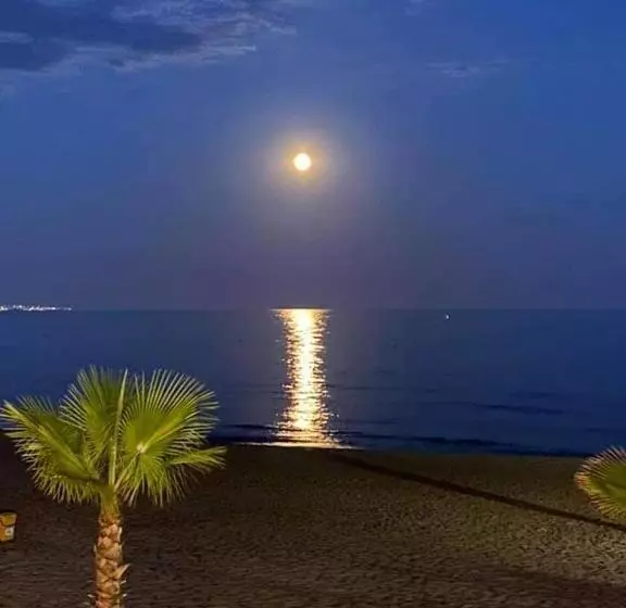 تختخواب و صبحانه Molo Di Levante Rent Apartment