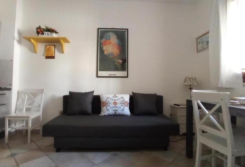 مبيت وإفطار Molo Di Levante   Rent Apartment
