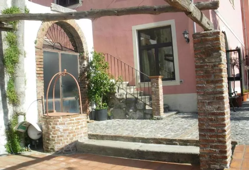 تختخواب و صبحانه Casantica Turismo Rurale