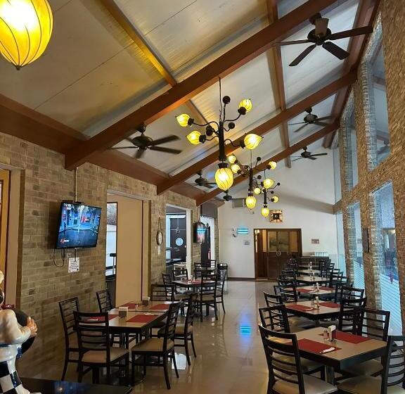 هتل Oliver Inn   Business Class