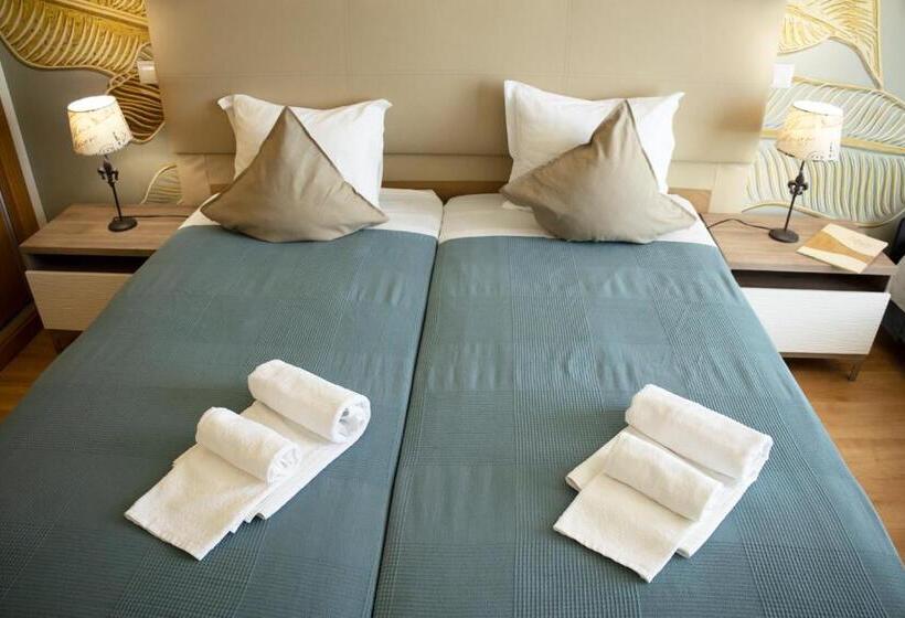 Отель Rural Rocha Da Gralheira