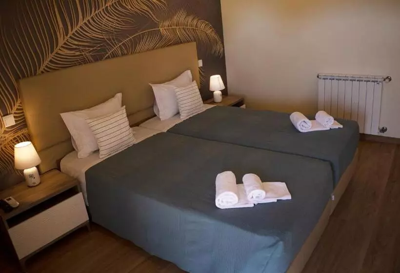 ホテル Rural Rocha Da Gralheira