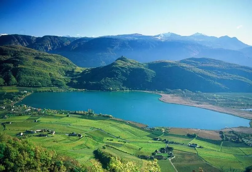 Hotelli Thalhof Am See