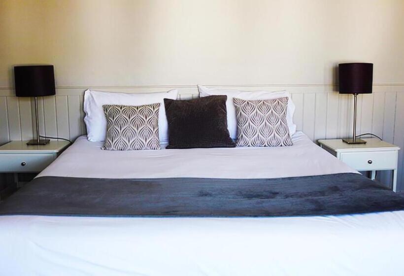 בית מלון כפרי The Oyster Smack