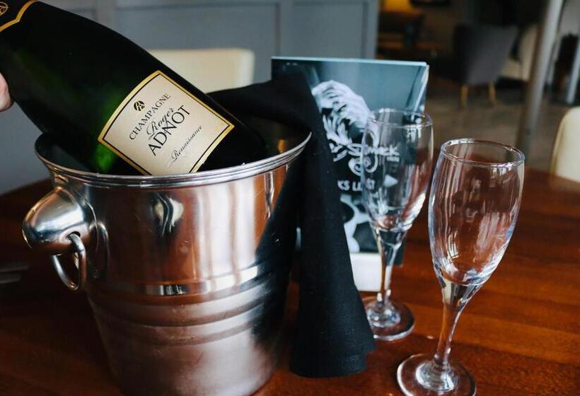 בית מלון כפרי The Oyster Smack