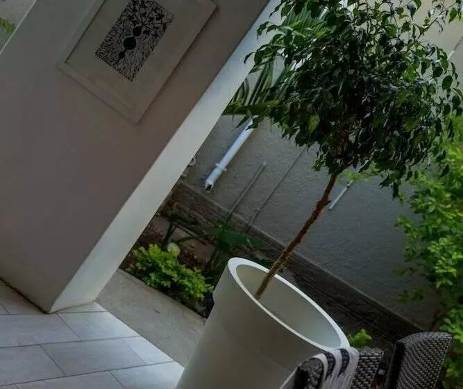 هتل Village Boutique